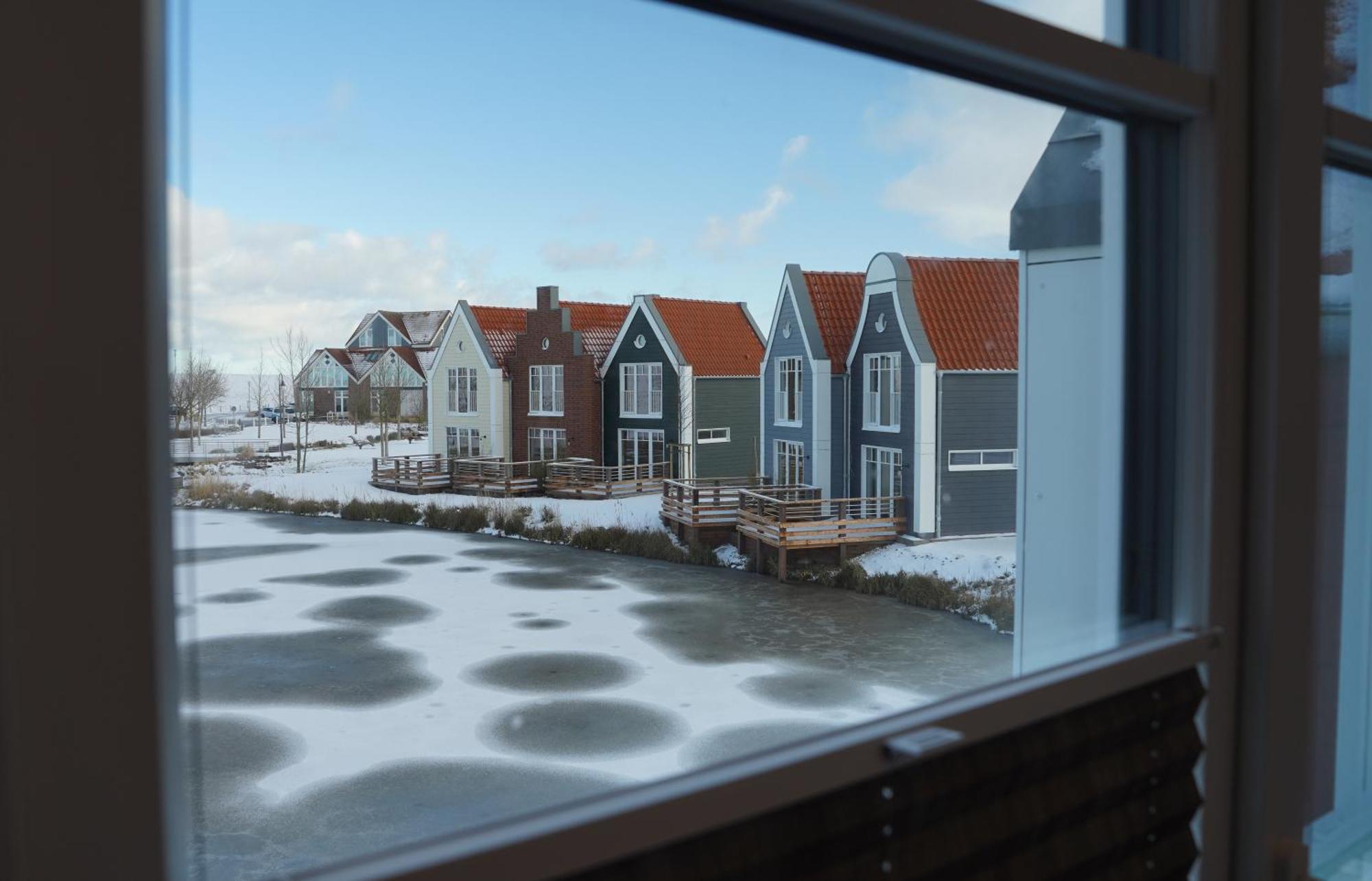 Fischerhaeuschen Am Kurpark Neuharlingersiel Exterior photo